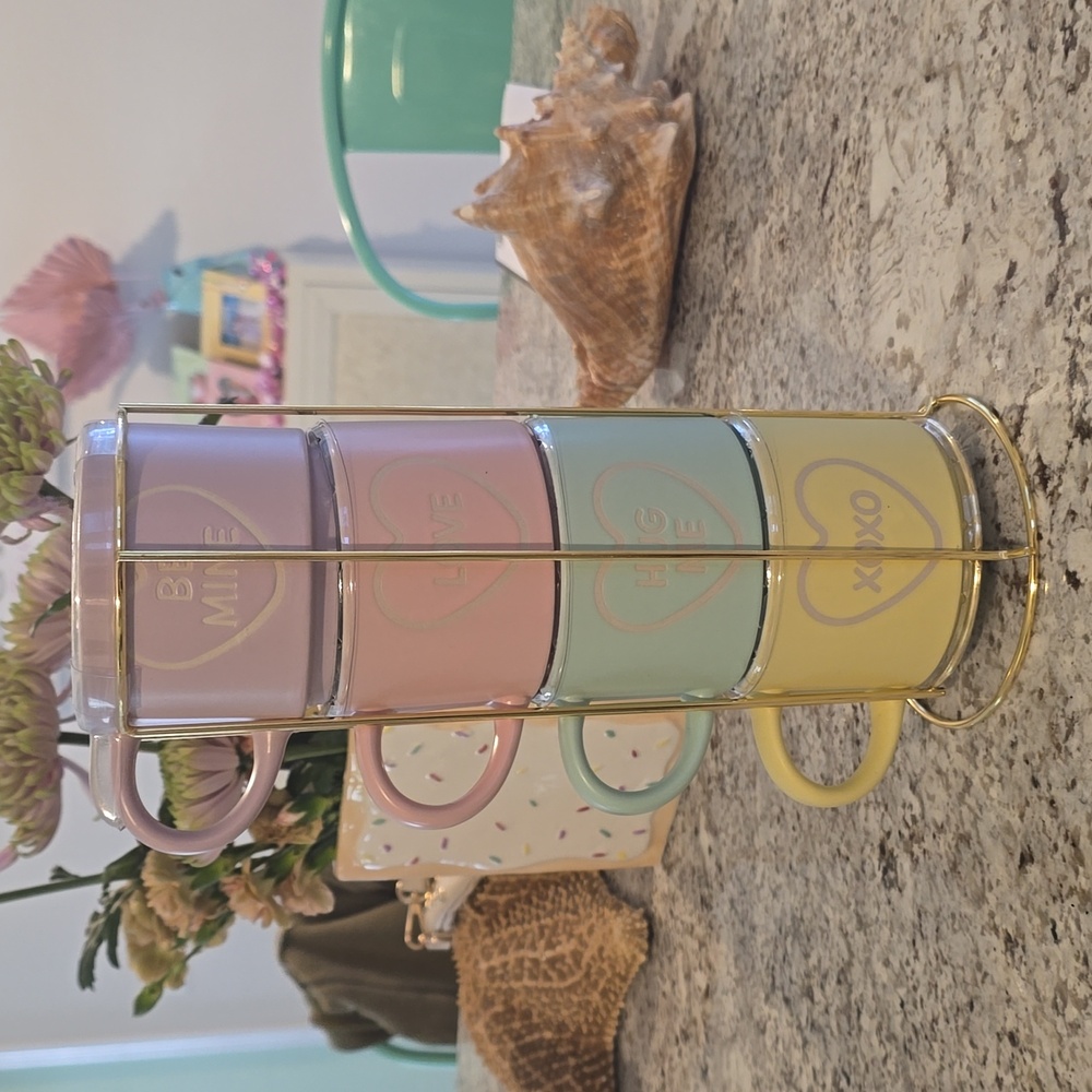 Eccolo Set of 4 Stackable Valentine Mugs